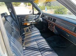 curbside classic 1985 ford ltd crown victoria helloooooooo kitty curbside classic 1985 ford ltd crown victoria
