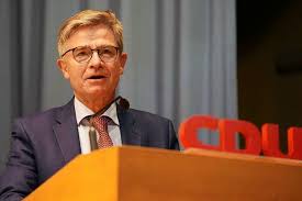 Den bundeskanzler zu wählen, die regierung zu kontrollieren und gesetze zu verabschieden. Cdu Wahlt Matern Von Marschall Als Kandidaten Fur Die Bundestagswahl 2021 Schallstadt Badische Zeitung