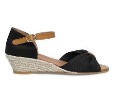 Voir plus d'idées sur le thème sandale talon compensé, fond d'écran téléphone, compensées. Epingle Sur Shoes