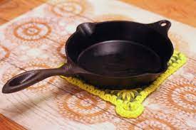 How To Season A Cast Iron Skillet With Olive Oil Seasoned Cast Iron Pan Seasoning Cast Iron Season Cast Iron Skillet