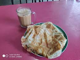 Toujours conquis sobre roti canai. Teh Tarik Roti Canai Picture Of Valentine Roti Kuala Lumpur Tripadvisor