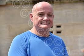 39058818-Seagulls fighting for chips