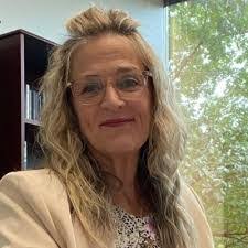 Courtney Buzzell's Instagram, Twitter & Facebook