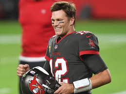 We took a look at where the six quarterbacks taken before brady in the 2000 draft are today. The 6 Quarterbacks Picked Before Tom Brady In The 2000 Nfl Draft