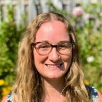 10+ "Des Roberts" profiles