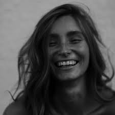 Evie Olsen (@evieaolsen)