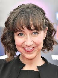 Feliz cumpleaños a la actriz Kristen Schaal, que le da la voz a uno de los  personajes principales del programa, Mabel Pines! : r/gravityfalls