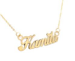 Discrets et uniques, ils renforcent l'élégance féminine aussi bien dans. Collier Prenom Italique Personnalise Pulsera