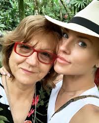 My Woo 💗 The greatest mother I could've ever wished for. Patience of a  saint, heart of gold with a desire to help everyone around her at all times  with nothing asked