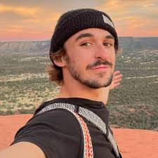 Judson Graham's Instagram, Twitter & Facebook