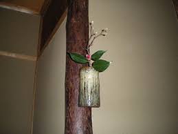Flower Camellia Tsubaki Buttercup Winter Hazel Iyo Mizuki Flowercontainer Ceramic Shoda I Vase 2012 01 27 Ceremony Flowers Tea Ceremony Flowers