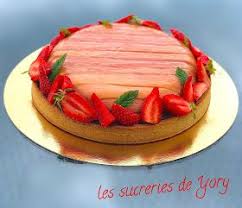 Les Sucreries De Yory Tarte Rhubarbe Fraise Tarte Rhubarbe Tarte Aux Fraises Rhubarbe