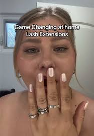 Savvy Kay Lash Tutorial