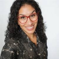 Selena Douglas's Instagram, Twitter & Facebook