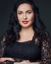 Classic dramatic headshot 🎭