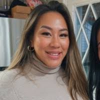 Amanda Seng's Instagram, Twitter & Facebook