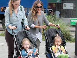 Sarah jessica parker is not who you think she is. Subtly Stylish Sarah Jessica Parker Walks Her Kids To School Today S Parent