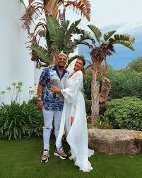 Check spelling or type a new query. Hochzeiten Die Brautkleider Der Stars Gala De