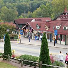 While helen is a tiny town a little over an hour away from atlanta, it has enough to keep tourists busy no matter what the season. How To Spend One Amazing Weekend In Helen Ga Written Reality