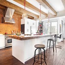 Le style rustique est un mélange de décoration classique et campagnarde, avec une touche de vintage dans les objets de décoration. Une Cuisine Rustique Industrielle Je Decore