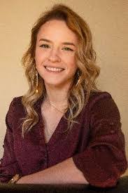 Margot Parsons's Instagram, Twitter & Facebook