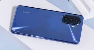 Huawei nova Y70 Plus: entry-level phone ...