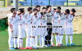 He was one of the pioneers of the now popular butterfly style. 2014 2015 Eccellenza Regionale Lastoriadelcastelsardocalcios Jimdo Page