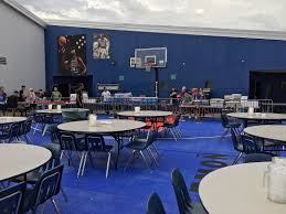 Vincent's dining room is responsible for ,000 of those meals served. St Vincent De Paul Arizona On Twitter Last Night S Powerful Monsoon Disrupted The Power In Our Phoenix Dining Room Rather Than Close Our Doors Our Shelter Staff Worked In The Dark