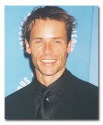 Guy pearce can be seen using the following weapons in the following films. Ss3272529 Movie Picture Of Guy Pearce Buy Celebrity Photos And Posters At Starstills Com