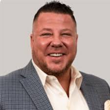 ⛳️ Paragon Tees Up for Some Quarter-End Fun!