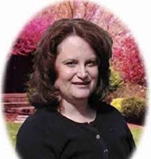 Shelly Middleton's Instagram, Twitter & Facebook