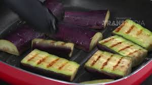 Letakkan di atas piring, beri olive oil dan lada hitam. Semua Bisa Masak Terong Bakar Sambal Teri Balado 23 2 19 Part 2 Youtube