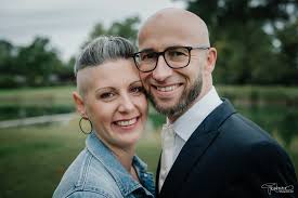 Was für eine tolle Hochzeit durfte ich da am Samstag begleiten...Silvia &  Helmut gaben sich bei allerbestem Wetter (warm und bewölkt ist für  Fotografen eine 10/10 😍) am Weingut Praschinger in Ezersfeld )