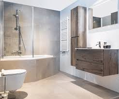 Veel kleine badkamers hebben te maken met een schuin dak waardoor het inrichten van je badkamer lastig wordt. Inspiratie En Tips Kleine Badkamer Indeling Blog Sanidirect