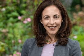 Lisa Margulis's Instagram, Twitter & Facebook