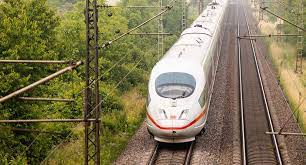 From which platform does the train to berlin leave? Bahn Und Flugreisen Wahrend Erweiterter Ausgangsbeschrankung Baden Wurttemberg De