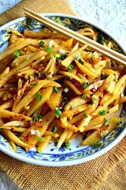 Sichuan Shredded Chinese Potatoes This Is How I Cook Recipe Chinese Side Dishes Easy Meals Chinese Vegetables