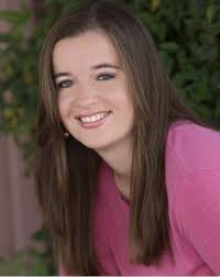 Lindsey Mccabe's Instagram, Twitter & Facebook