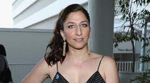 People who liked chelsea peretti's feet, also liked Chelsea Peretti Will Not Be In Brooklyn Nine Nine Season 7 Brooklyn Nine Nine Chelsea Peretti Television Just Jared