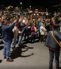 Purchase a few sets and create an entire choir. As California S Hospitals Fill Kirk Cameron Hosts Unmasked Christmas Caroling Events Word Way