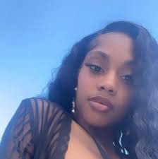 Sally Walker (@ciyuana.lee.1) • Facebook