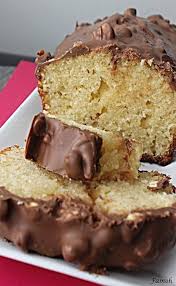 Cake A La Noisette Et Au Chocolat En 2020 Recette Dessert Recette Cake Sucre Recettes De Cuisine