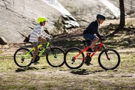 Bici bambina 3 anni decathlon. La Bici Per I Bambini Come Sceglierla E I Vantaggi Per La Salute Greenme