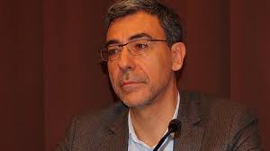 Проф. Даниел Вълчев за мерките: Няма разлика дали ходиш на дискотека или в  университета