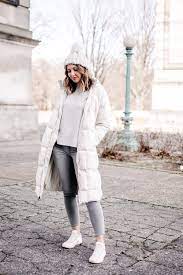 White Puffer Coat Outfit Warm Winter Outfit Casual Winter Outfit Grey Jeans Whit Womens Winter Fashion Outfits Puffer Coat Outfit Casual Winter Outfits