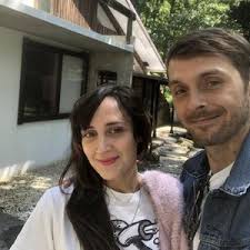 Natalie Flor Negron and Lance Saunders's Wedding Registry