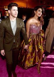Priyanka Chopra And Nick Jonas Go High On Romance As They Attend World Premiere Of Rom Com Isn T It Romantic Hungryboo Priyanka Chopra Priyanka Chopra Bikini Chopra