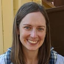 Eliana Bloom's Instagram, Twitter & Facebook