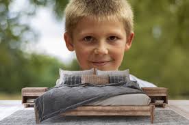 Naklejka mały chłopiec na wymiar • chłopak, dziecko, portret • REDRO.pl