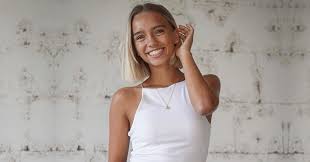 They've been walking some prestigious fashion show runways, hosting some award shows like the german nickelodeon's kids' choice awards, and embarking on a new. Lisa Mantler Lisaandlena Bio Facts Family Of Tiktok Instagram Star